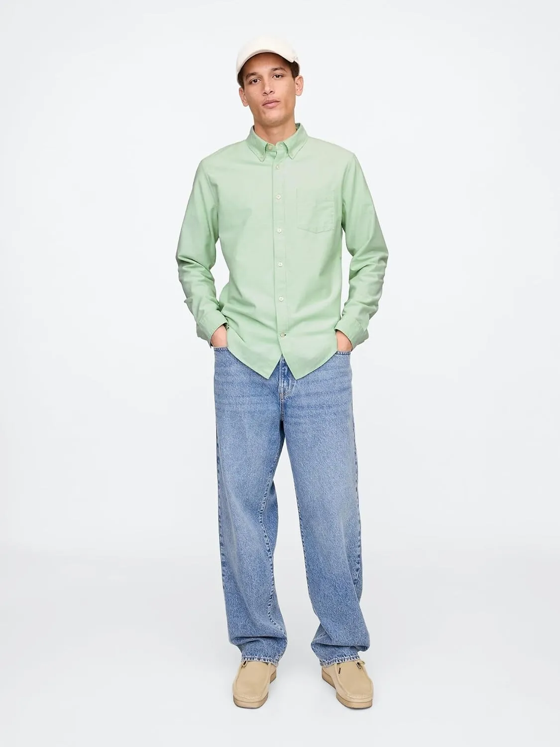 GAP Men's Long Sleeve Oxford Button Down Shirt
