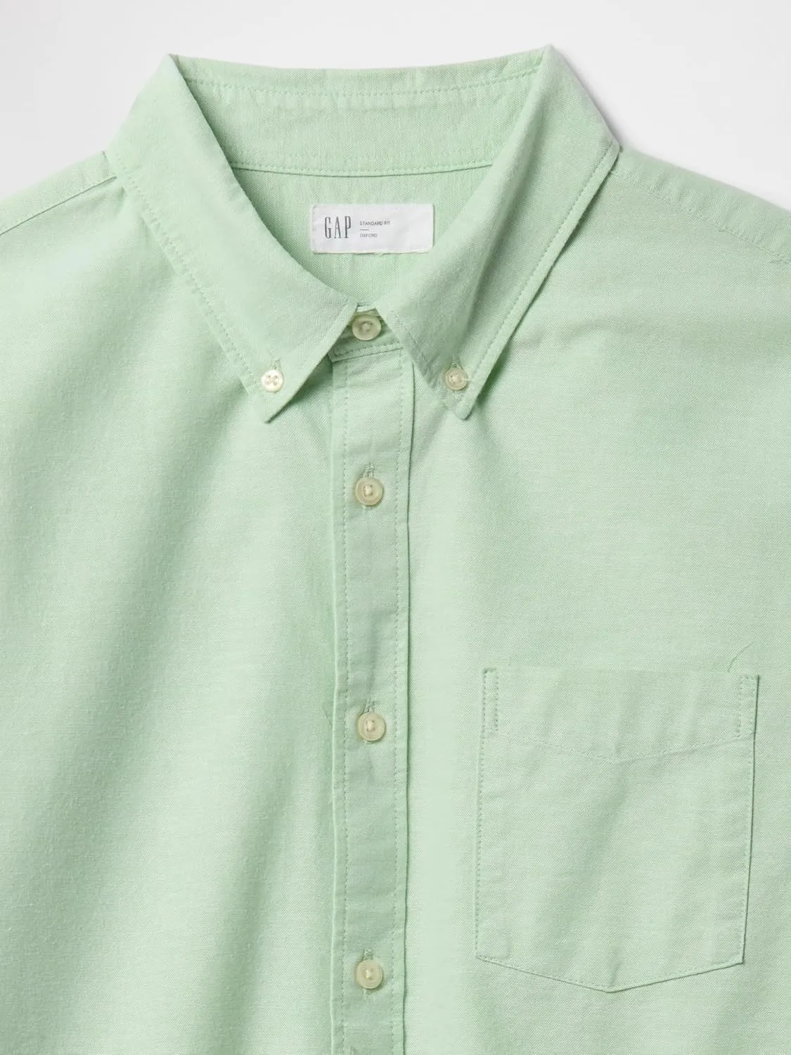 GAP Men's Long Sleeve Oxford Button Down Shirt