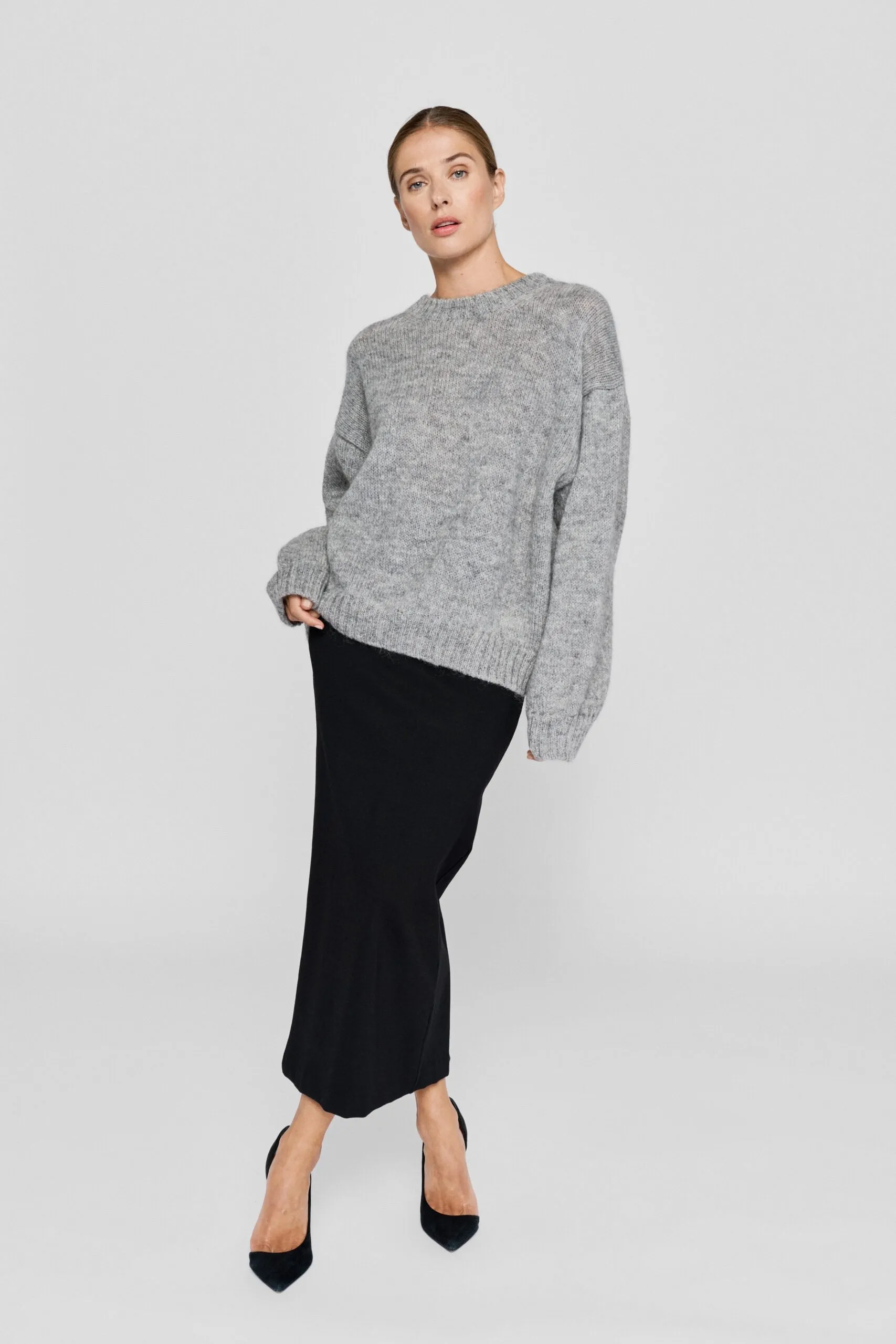 Ire Knitted Sweater - Grey