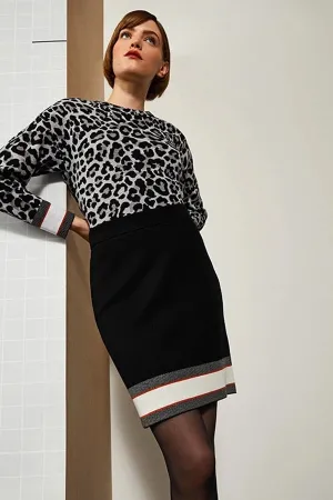 LEOPARD PRINT ROUND NECK SWEATER