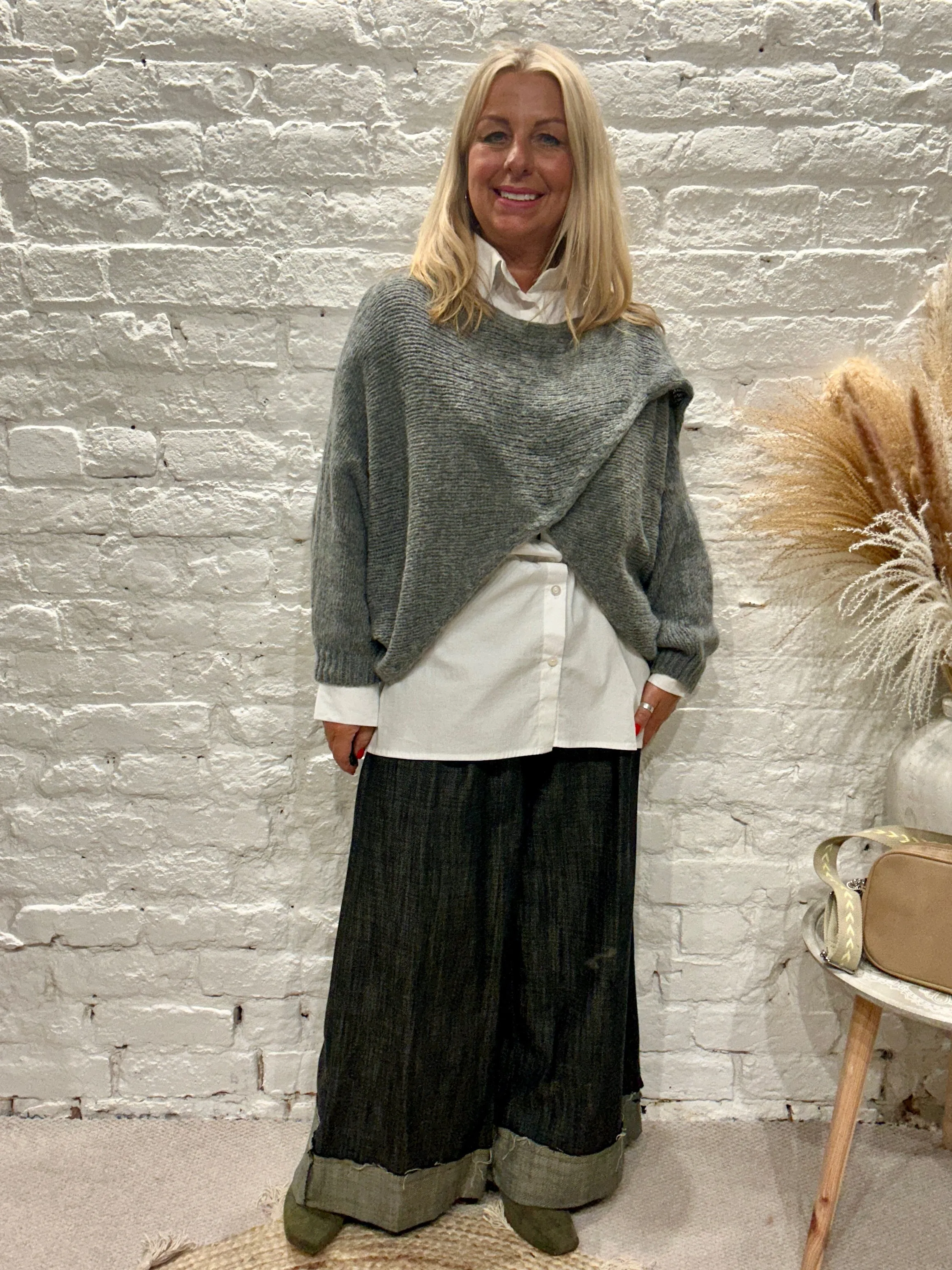 The Criss cross Cosy Chunky Knit Jumper With Long Sleeves