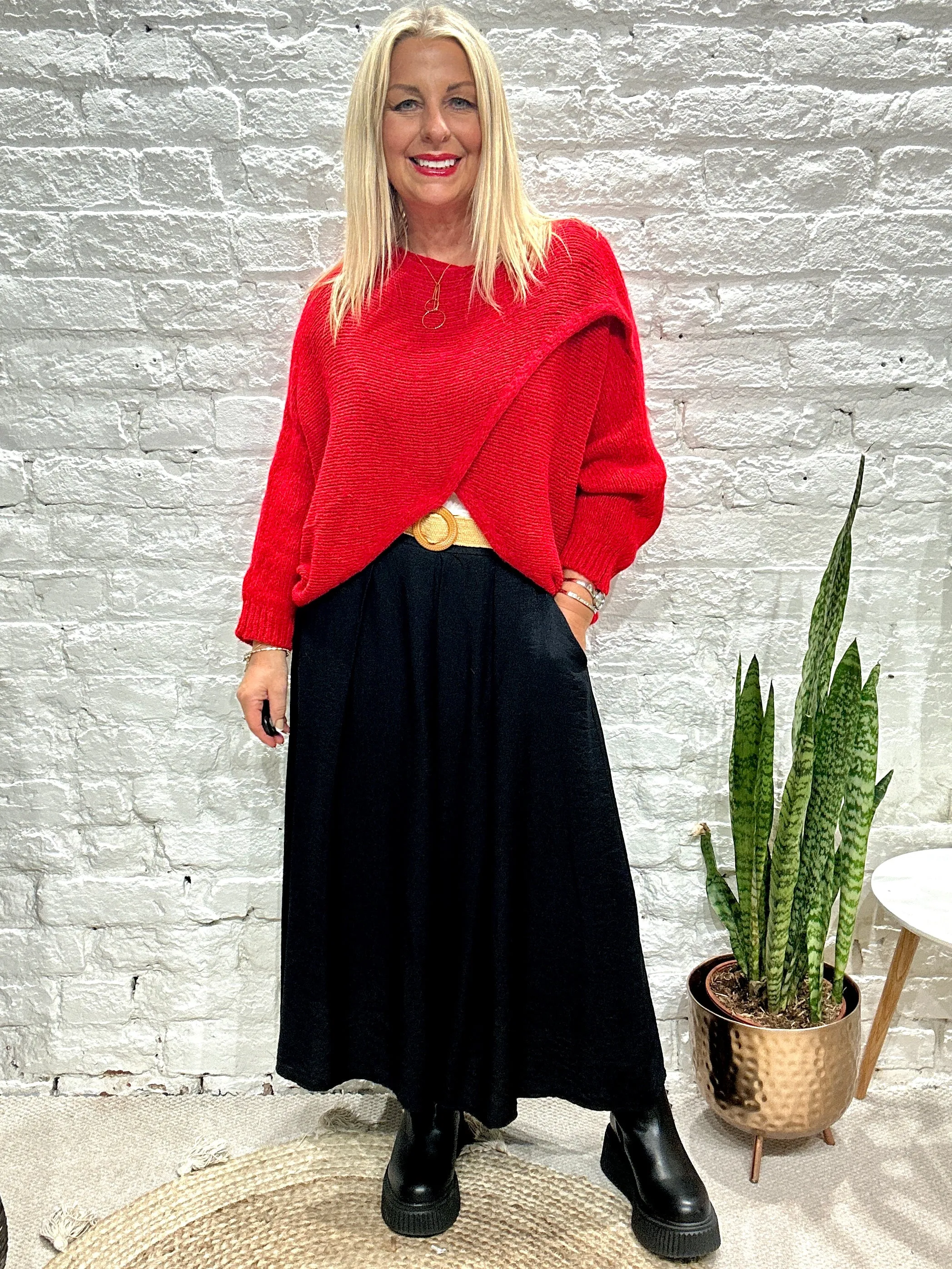 The Criss cross Cosy Chunky Knit Jumper With Long Sleeves