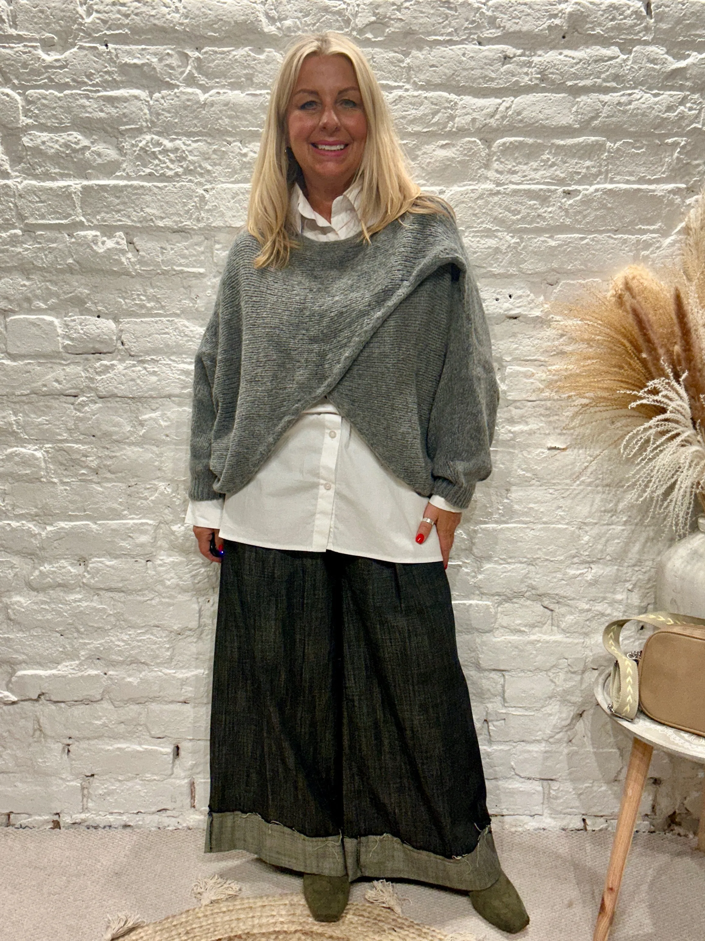 The Criss cross Cosy Chunky Knit Jumper With Long Sleeves