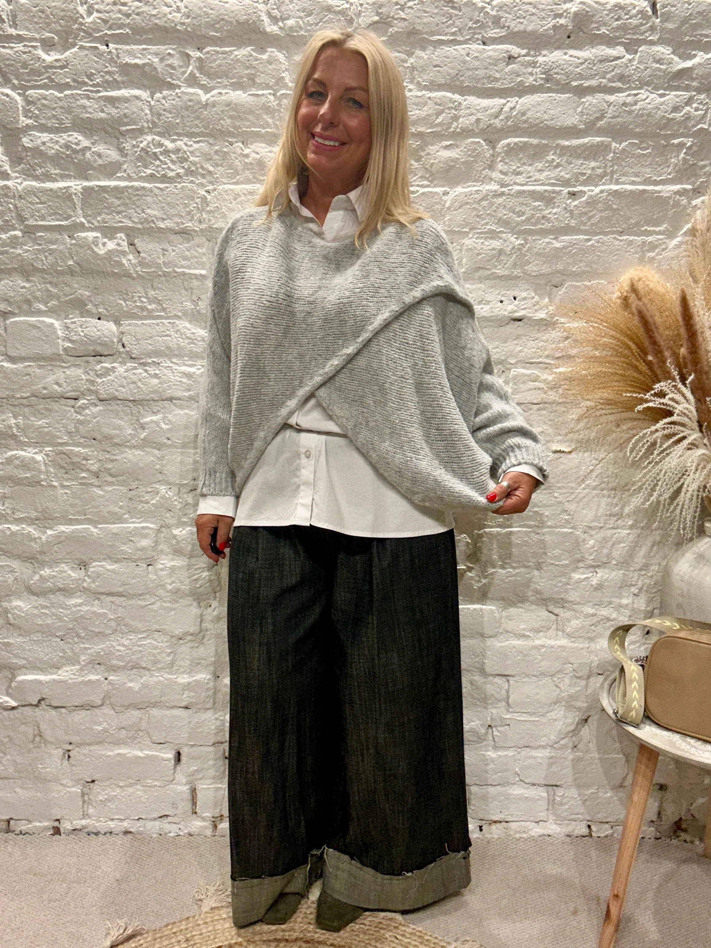 The Criss cross Cosy Chunky Knit Jumper With Long Sleeves